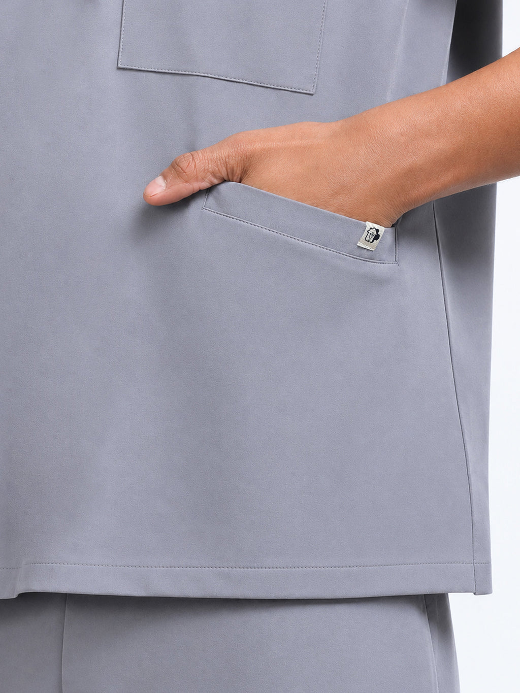 MedAir Men Grey Half-Zip Collar Scrub Set - Collar & Zip Close-Up